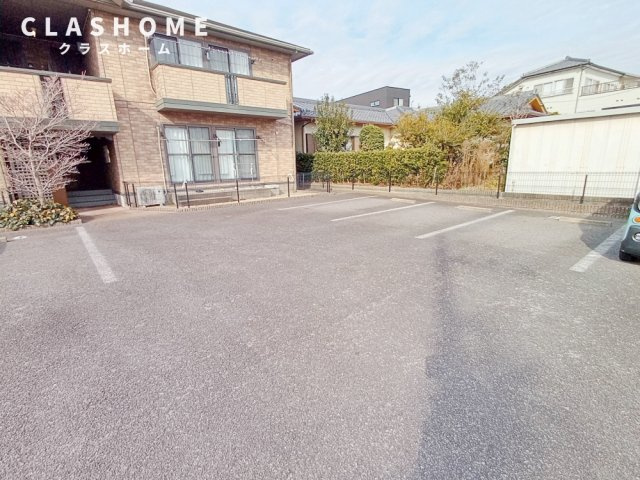 サンビレッジ　　 刈谷市近郊の賃貸はクラスホーム刈谷店の駐車場