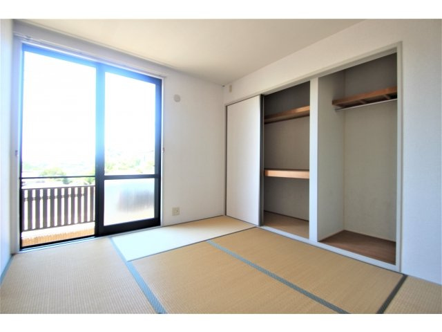 熊本市北区下硯川町のアパートのバルコニー