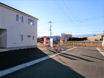 【前面道路含む現地写真】 | クレイドルガーデン甲府市川田町第1 | 前面道路含む現地写真です！