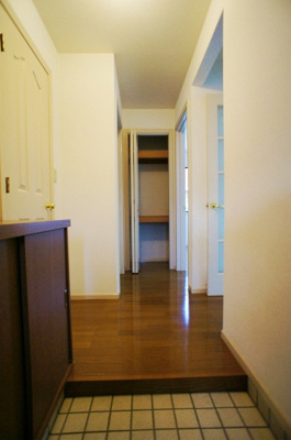 【玄関】 | アベニール国分A | シンプルで使いやすい玄関です