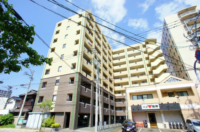 E・POPULAR（イーポプラール）【キャッシュバック対象】の外観
