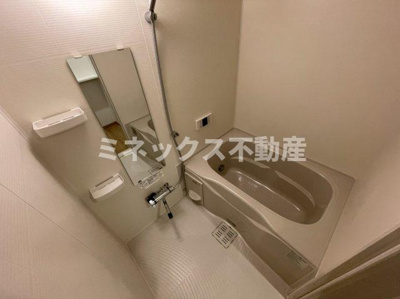 【独立洗面台】 | アーベイン末広 | 同タイプのお部屋の写真。現況を優先します。
