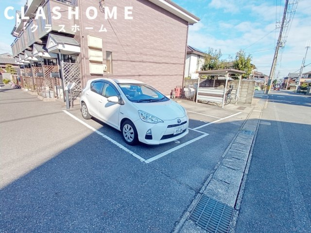 アゼリア荒井　　　刈谷市の賃貸はクラスホーム刈谷店の駐車場