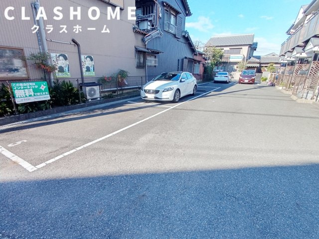 アゼリア荒井　　　刈谷市の賃貸はクラスホーム刈谷店の駐車場