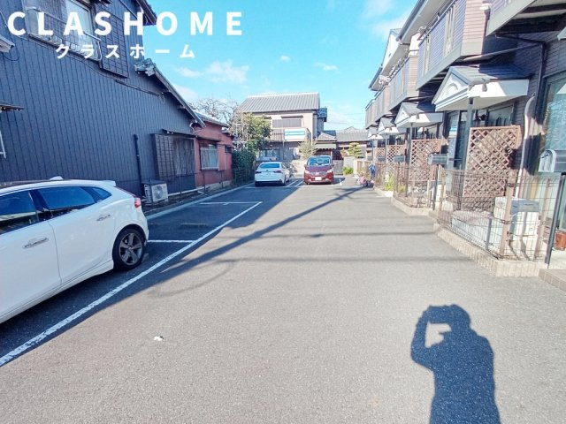 アゼリア荒井　　　刈谷市の賃貸はクラスホーム刈谷店の駐車場