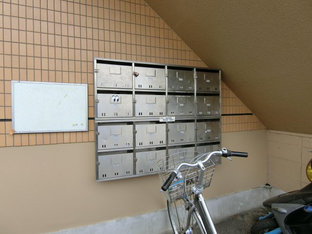 コーポラス大和【10,000円キャッシュバック対象物件】のロビー|建物の内部です