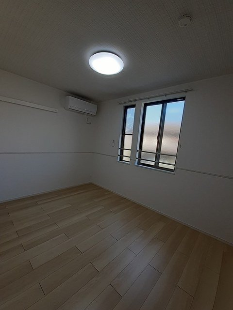 グレイスの洋室