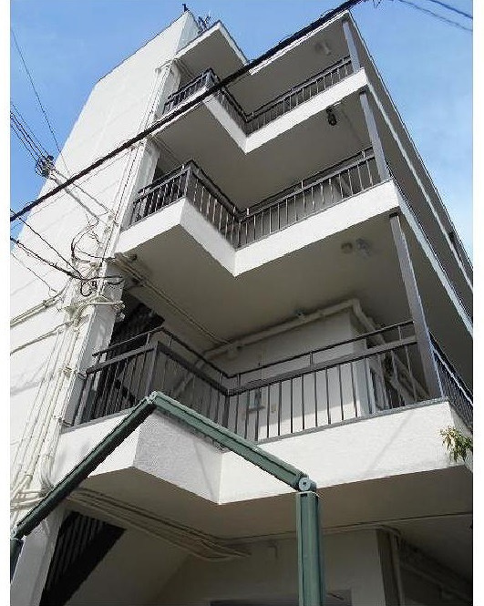 カツミマンションの画像