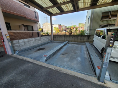 【駐車場】 | パークサイドテラス | 駐車場です