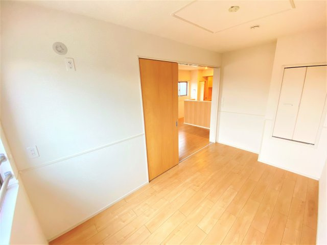 クレッセントムーンの洋室