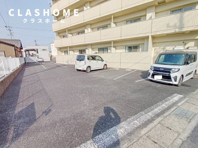 サンステージエクセル　　刈谷市近郊の賃貸ならクラスホーム刈谷店の駐車場