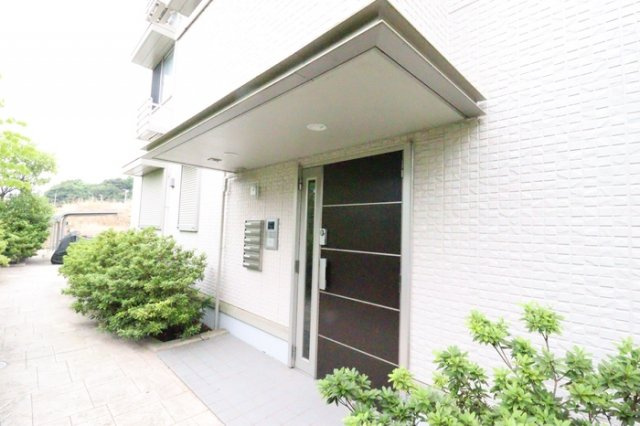千葉市花見川区幕張町３丁目のアパートのエントランス|エントランス