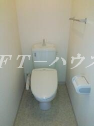千葉市花見川区幕張町３丁目のアパートのトイレ