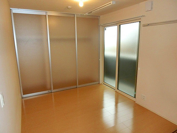 セジュール下山手通の居間・リビング