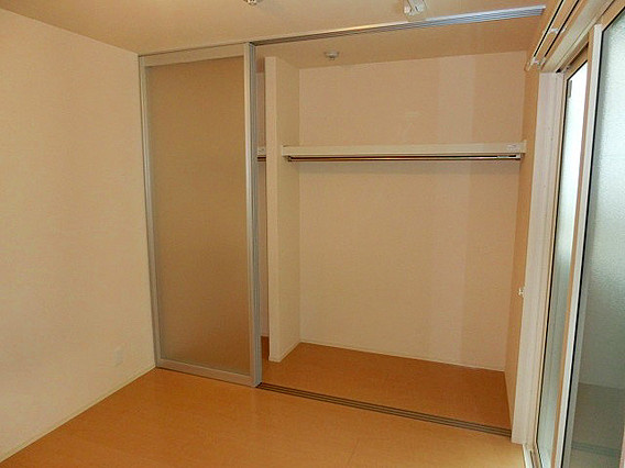 セジュール下山手通の収納