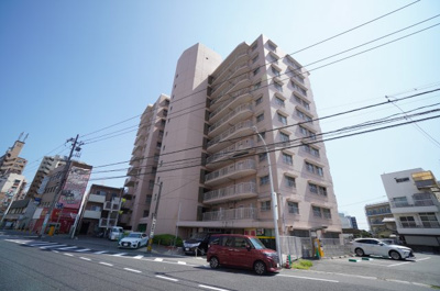 【外観】 | オアシスマンションプレジデント山陽(リノベ済) | 現地（2023年1月5日13：00頃）撮影