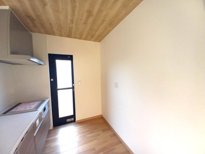 【キッチン】 | 新築住宅　高知市鴨部3丁目　Ｂ号地 | 勝手口