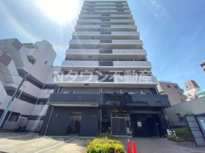 【外観】 | プレミアムコート名古屋金山インテルノ | 外観は落ち着いています