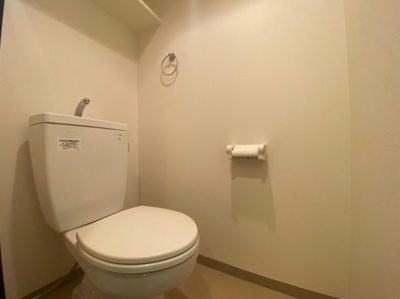 【トイレ】 | プレミアムコート名古屋金山インテルノ | 清潔感のあるトイレです