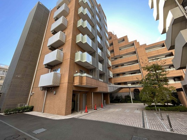 Brillia文京江戸川橋の外観