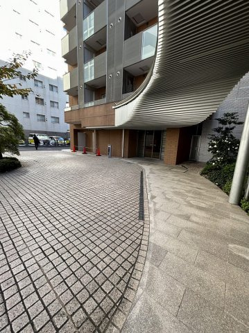 Brillia文京江戸川橋のエントランス