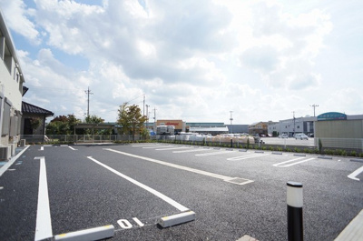 【駐車場】 | アイーダ・メイカ | 駐車場