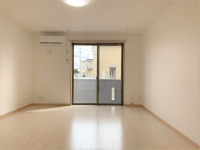 【居間・リビング】 | ラフィネ三石