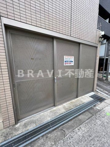 アリス・マナーガーデン谷町　BRAVI不動産のその他共用部分|【アリス・マナーガーデン谷町】駐車場完備です