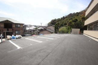 駐車場要空き確認