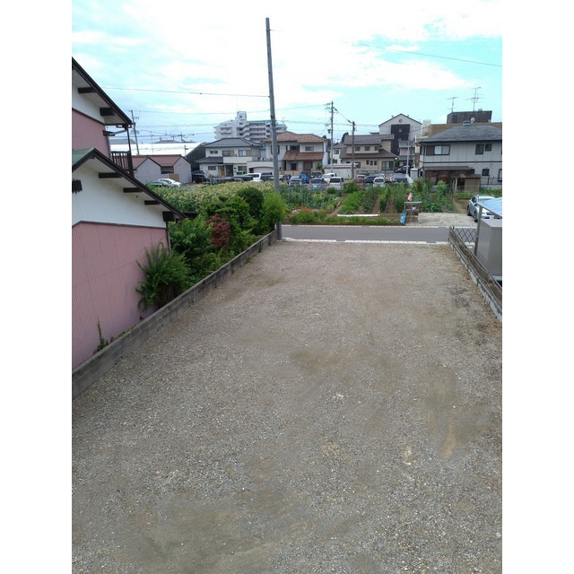 大福町5丁目事務所の駐車場