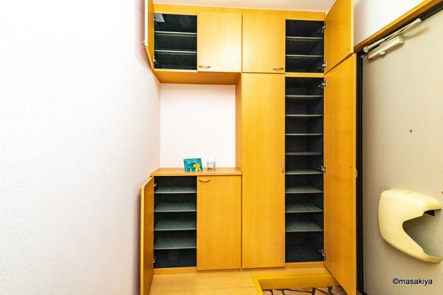 ベル・ジュ・メゾンの玄関