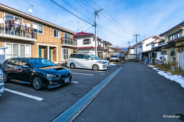 ベル・ジュ・メゾンの駐車場