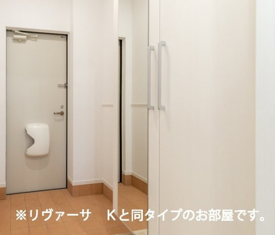 グランド　ライン　Ａの玄関|毎日通る玄関はこちらです