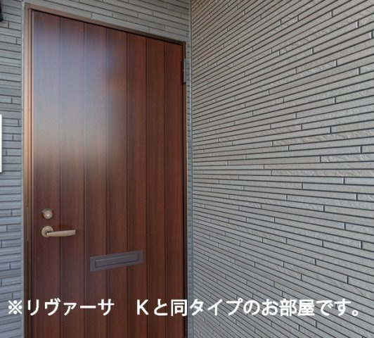 グランド　ライン　Ａのエントランス|毎日通るエントランスはこのようになっています