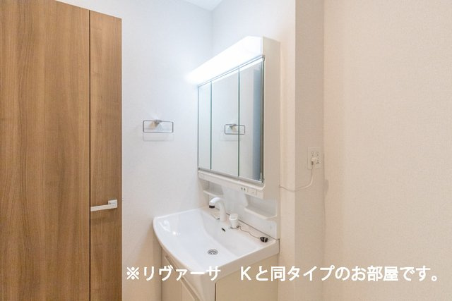 グランド　ライン　Ａの洗面所|洗面所です