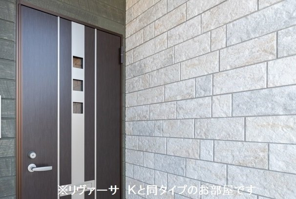 グランド　ライン　Ｂのエントランス|毎日通るエントランスはこのようになっています