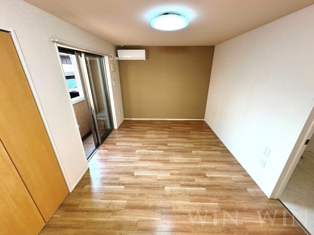 パシフィックパレス向山の居間・リビング