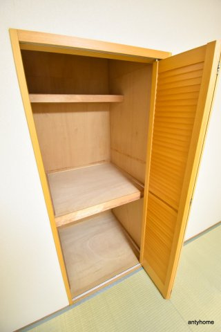 パレス江坂　仲介手数料無料の収納