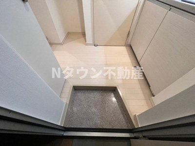 【玄関】 | エスポワール車道 | 明るい玄関です