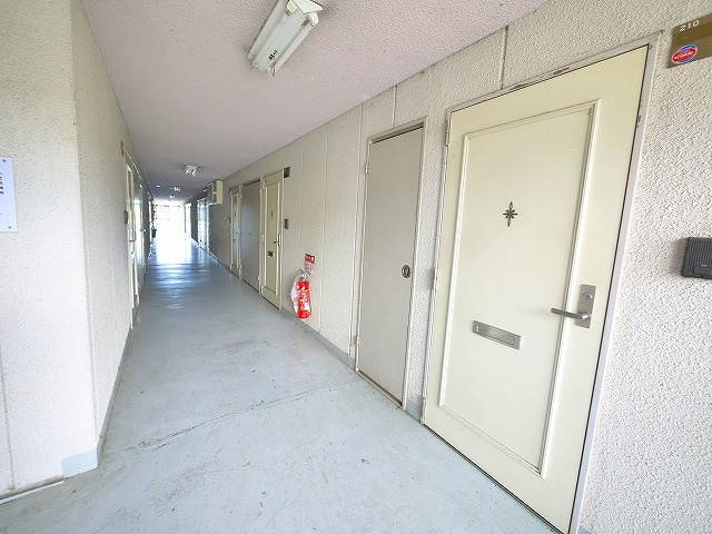 ジュネス神殿のその他共用部分|共用廊下