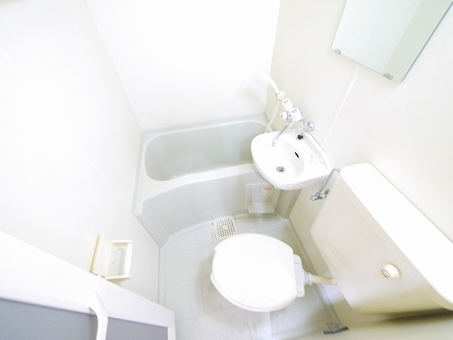 ジュネス神殿のトイレ|トイレもきれいです