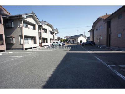 【駐車場】 | パールハイツFM | 駐車場