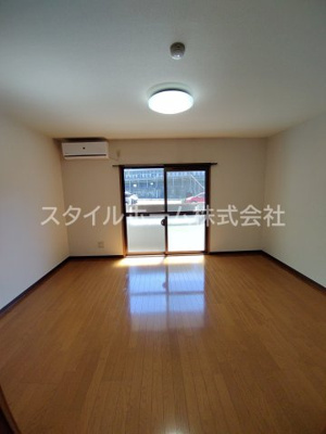 【内装】 | メゾン・サンパティーク | 別部屋写真です。