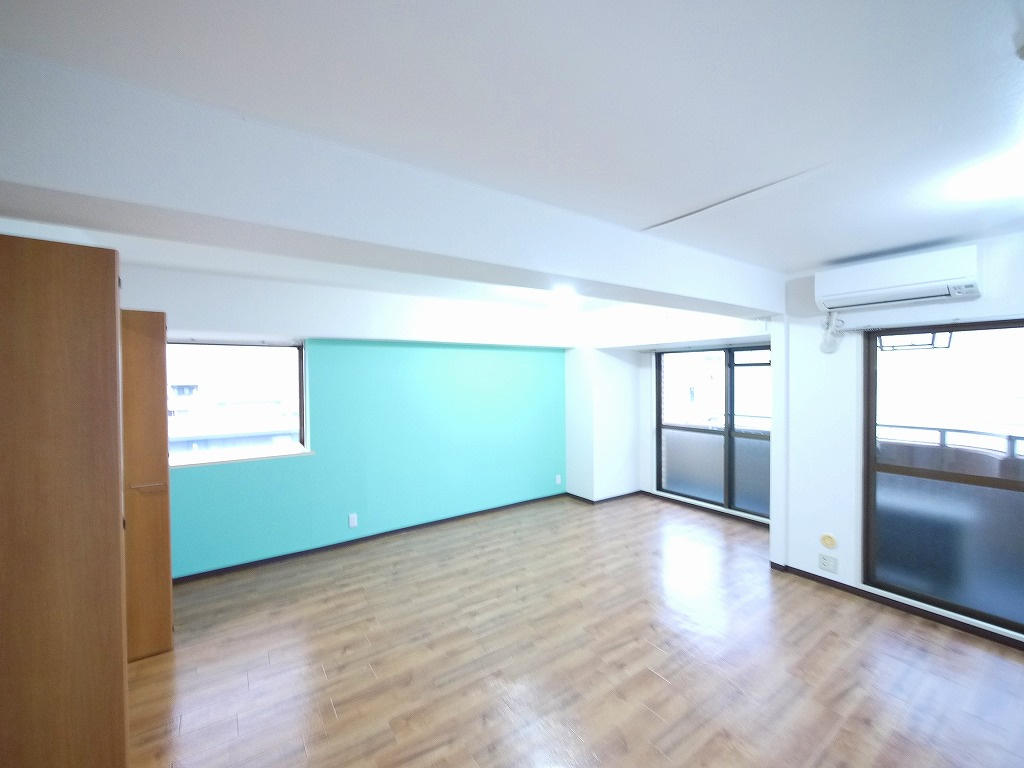 アルファテラスの居間・リビング