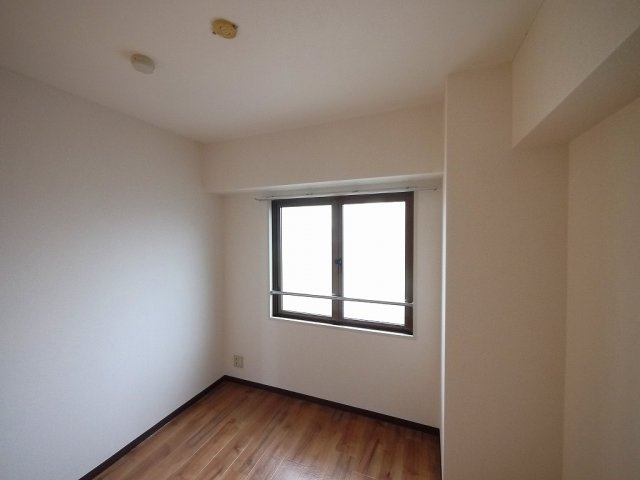 アルファテラスの洋室