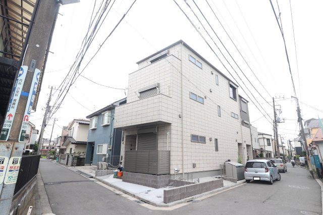 サンモールの外観