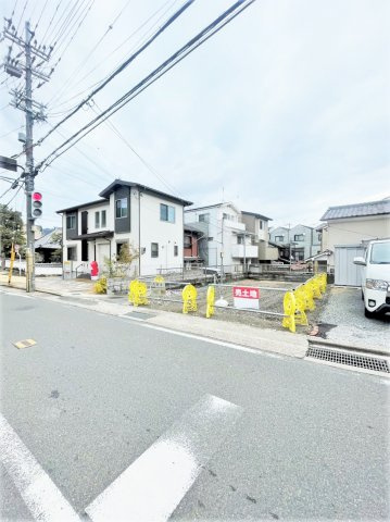 ■敷地約２２坪■角地■現況更地■建築条件なし売土地■山科区北花山中道町の前面道路含む現地写真|現地(令和５年１月撮影)