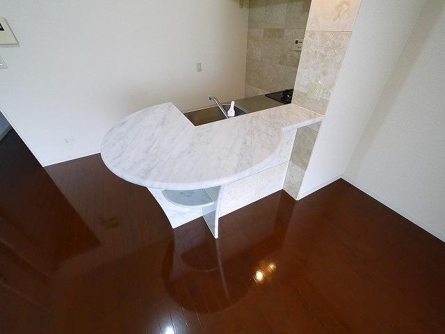 カワサキグランデージのキッチン|キッチンでお料理をお楽しみください