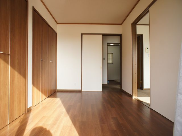【子供部屋】 | シャン リヴェール | お部屋がスッキリ！充実収納付きです♪