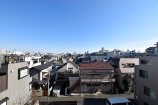 【展望】 | 物件のお問い合わせは、 ０１２０－７００－９６８までお気軽にどうぞ！
バルコニーからの眺望
